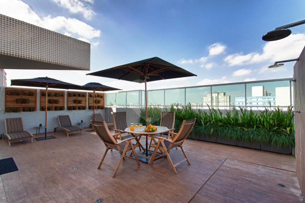 flat com 35m² Rua Apeninos- Vila Mariana