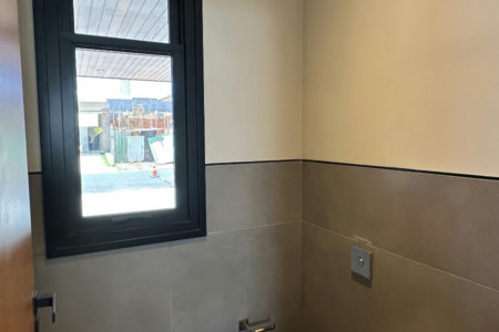 Casa à venda com 4 quartos, sendo 2 suítes,  no condomínio Damha IV, Presidente Prudente - SP