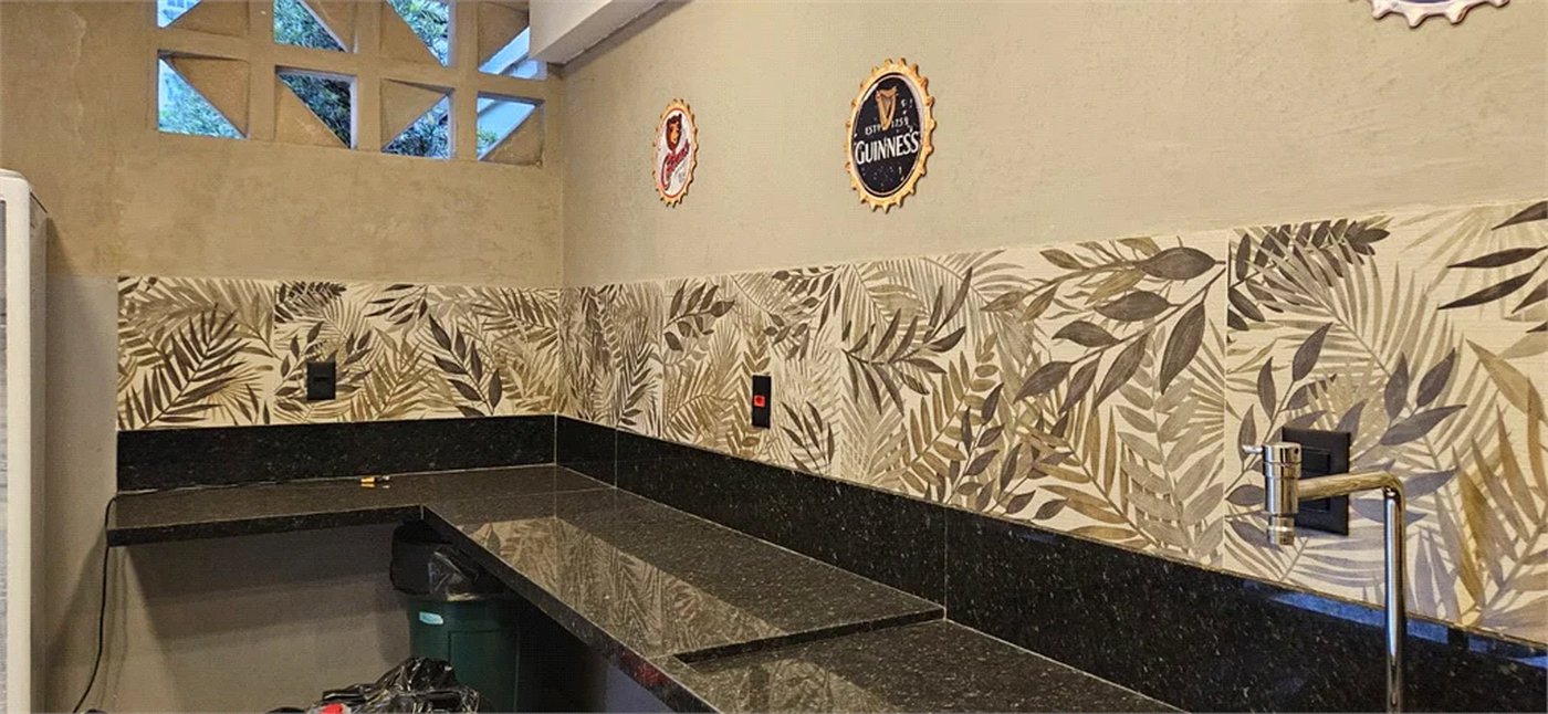 Apartamento à venda com 3 quartos, sendo 2 suítes, em Pinheiros, São Paulo, SP