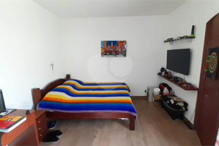 Sobrado à venda com 4 quartos, sendo 1 suíte,  em Planalto Paulista, São Paulo, SP