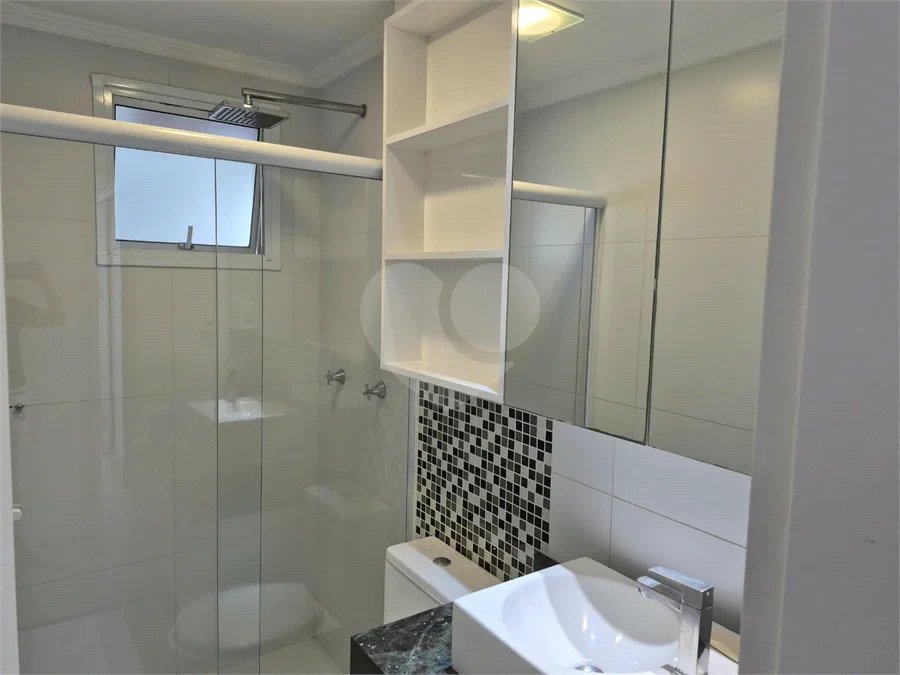 Oportunidade na Vila Leopoldina! Imóvel de 69m2, com 3 dorm., sendo 1 suíte, 2 banheiros, sala, cozinha e 2 vagas. Com ar condicionado em 2 dorm.