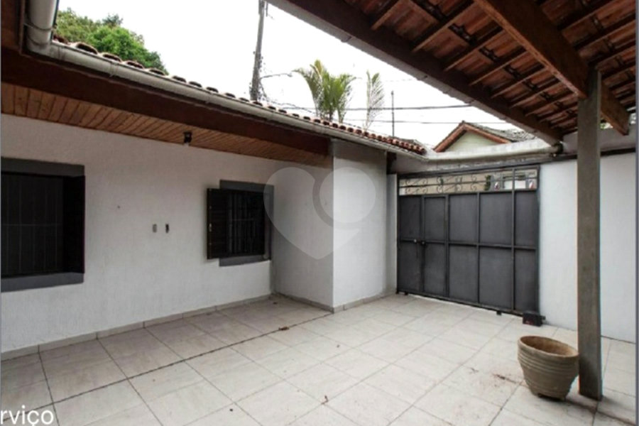 Casa Térrea à venda com 3 quartos, sendo 2 suítes, em Horto, São Paulo, SP
