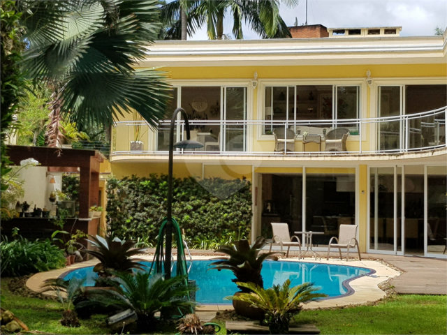 Casa à venda com 5 suítes em Jardim Marajoara, São Paulo, SP