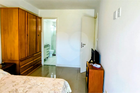 Cobertura à venda com 3 quartos, sendo 1 suíte,  em Tijuca, Rio de Janeiro, RJ