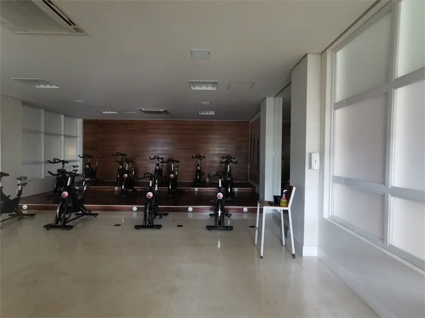 Apartamento à venda com 3 suítes em Jardim Monte Kemel, São Paulo, SP