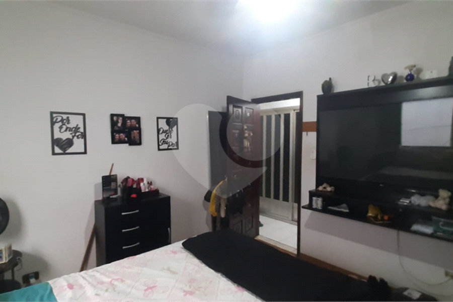 Sobrado à venda com 5 quartos, sendo 1 suíte,  em Vila Rosália, Guarulhos, SP