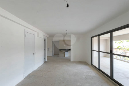 Apartamento à venda com 3 suítes em Tucuruvi, São Paulo, SP