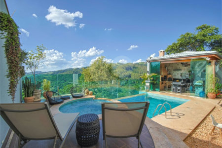 Casa à venda com 5 suítes em Jardim Mirante das Estâncias, Águas de Lindóia, SP