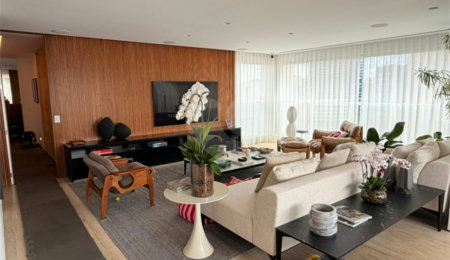 Apartamento à venda com 2 suítes em Vila Olímpia, São Paulo, SP