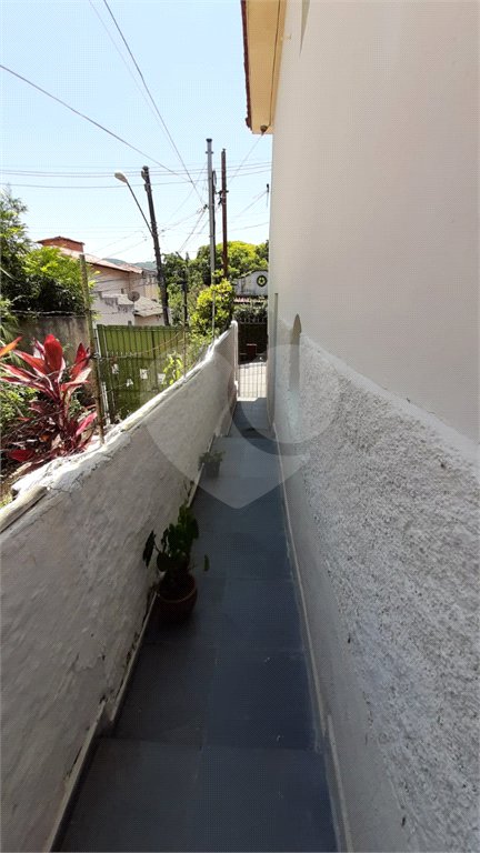 Sobrado à venda com 2 quartos em Horto, São Paulo, SP
