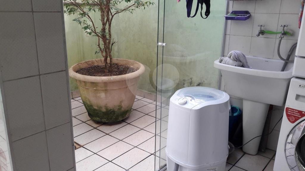 Sobrado à venda com 2 quartos, sendo 1 suíte,  em Vila Paulicéia, São Paulo, SP