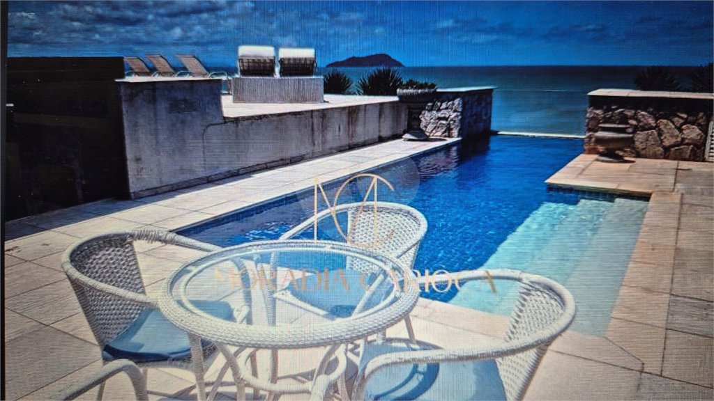 Casa em condomínio à venda com 4 suítes em Praia Rasa, Armação dos Búzios, RJ