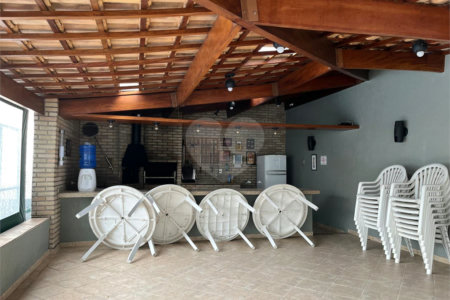 Apartamento à Venda 220m² Moema 4 Quartos