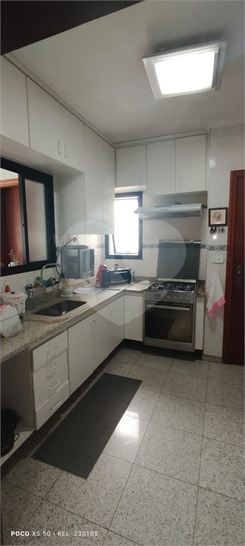 Apartamento à venda com 3 quartos, sendo 2 suítes,  em Vila Oliveira, Mogi das Cruzes, SP