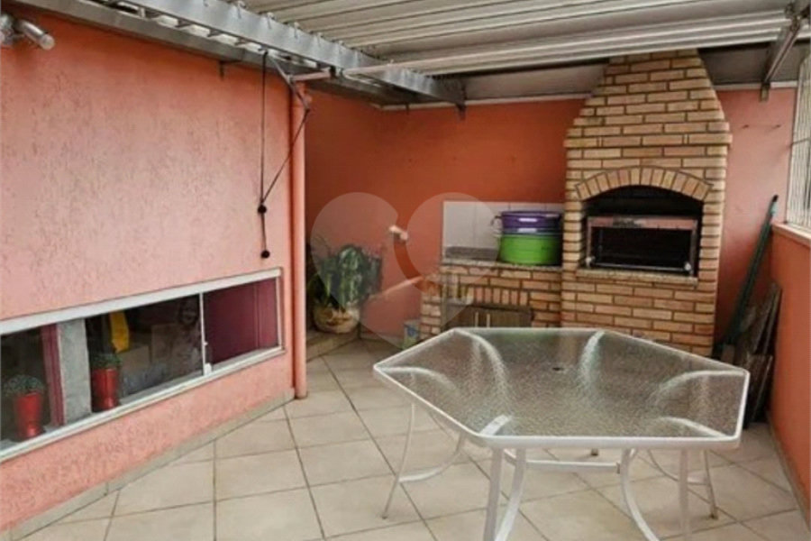 Sobrado à venda com 3 quartos, sendo 1 suíte, em Vila Pereira Barreto, São Paulo, SP