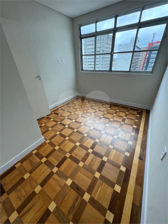Apartamento à venda com 4 quartos, sendo 1 suíte, em Bela Vista, São Paulo, SP