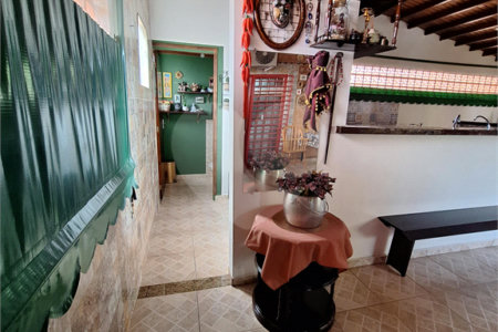 Sobrado à venda com 3 quartos em Bortolândia, São Paulo, SP