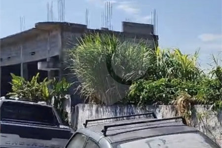 Terreno à venda em Jardim Maria Rosa, Taboão da Serra, SP