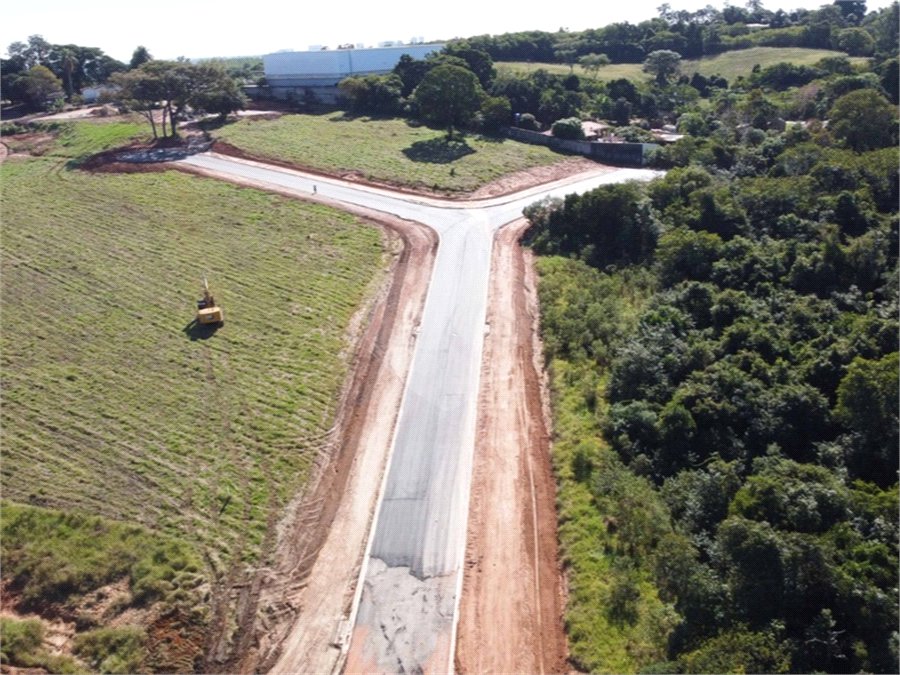 Terreno à venda no condomínio Loteamento Reserva dos Lagos, Sorocaba - SP