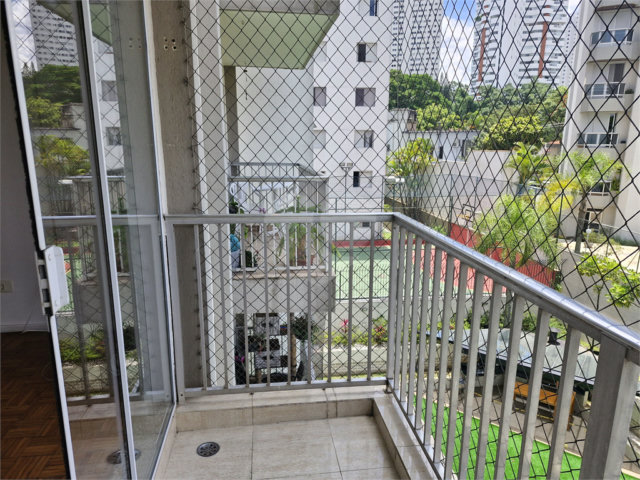 Apartamento à venda com 3 quartos em Jardim Marajoara, São Paulo, SP