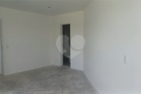 Apartamento à venda com 3 suítes em Vila Ester (zona Norte), São Paulo, SP