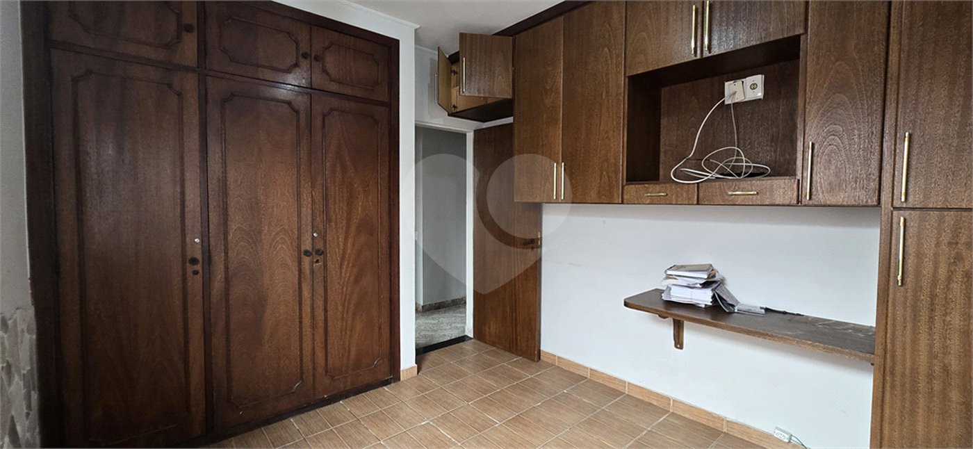 Casa à venda com 3 quartos, sendo 1 suíte, em Lar São Paulo, São Paulo, SP