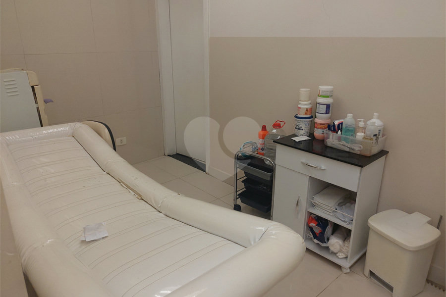 Salão para alugar no Centro, Mairiporã, SP