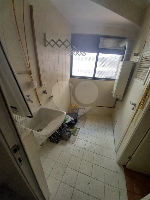 Apartamento à venda com 3 quartos, sendo 1 suíte,  em Vila Olímpia, São Paulo, SP