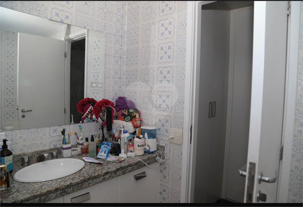 Apartamento à venda com 4 quartos, sendo 2 suítes,  em Lar São Paulo, São Paulo, SP