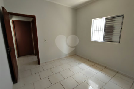 Casa à venda com 2 quartos em Cambuí, Itapetininga, SP