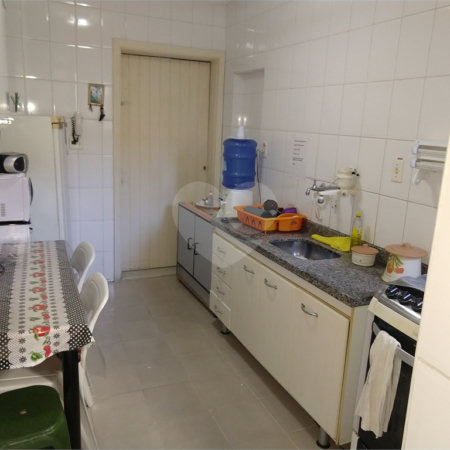 Casa à venda com 3 quartos, sendo 1 suíte, em Mirandópolis, São Paulo, SP