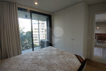 Apartamento à venda ou para alugar com 1 suíte em Jardim das Bandeiras, São Paulo, SP