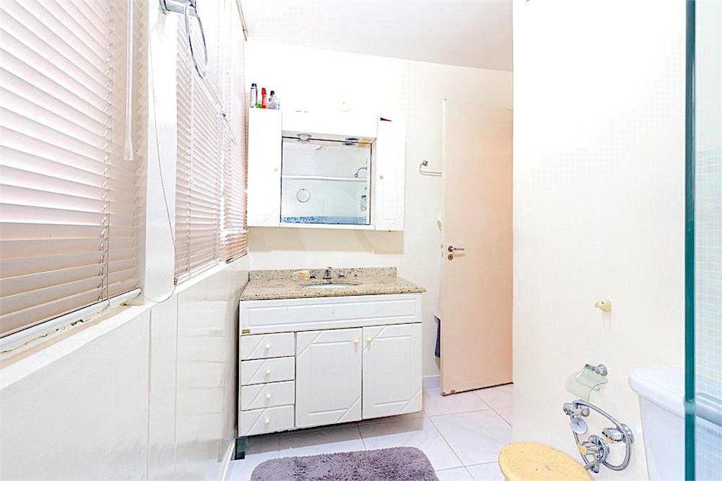 Apartamento à venda com 3 quartos, sendo 1 suíte, em Jardim Paulista, São Paulo, SP