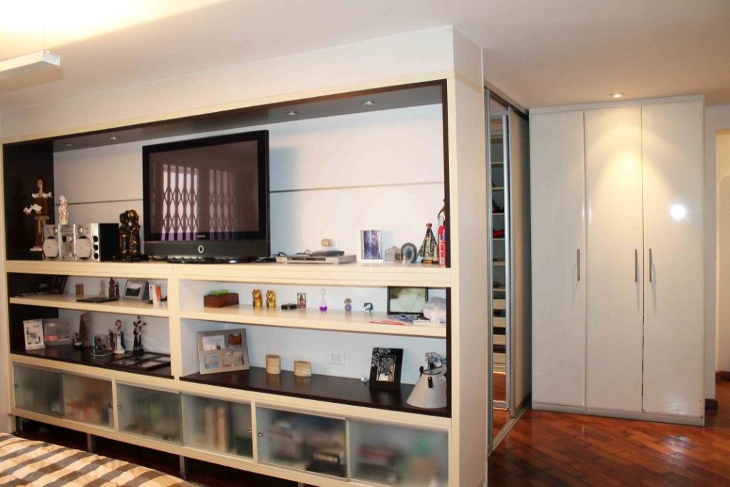 Casa Térrea à venda ou para alugar com 3 suítes em Brooklin Velho, São Paulo, SP