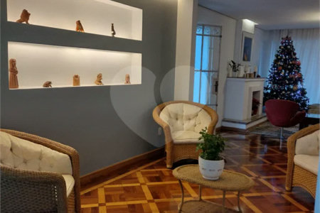 Sobrado à venda com 3 quartos, sendo 1 suíte, em Jardim São Paulo(zona Norte), São Paulo, SP