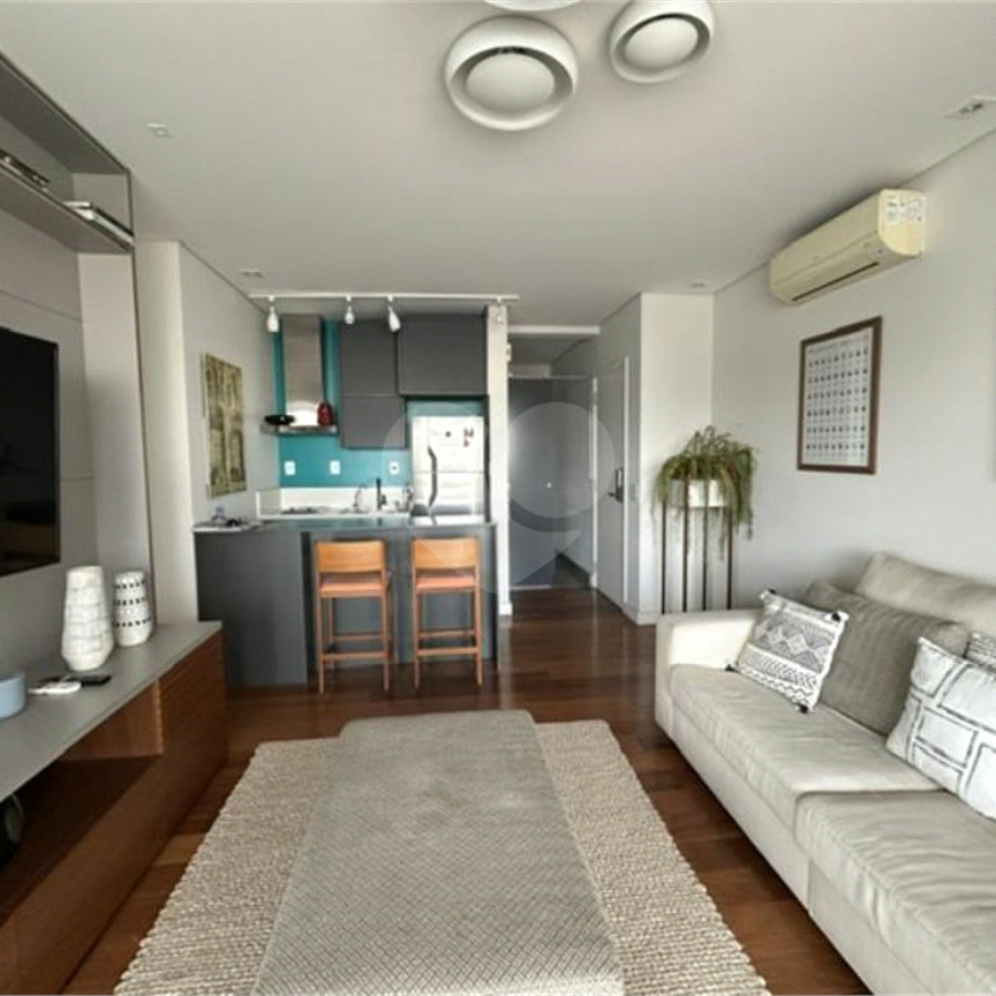 LEOPOLDO 695, no CORAÇÃO do ITAIM-Apartamento de 77 m² , 2 salas e 1 Suite-mobiliado R$2.200.000,00