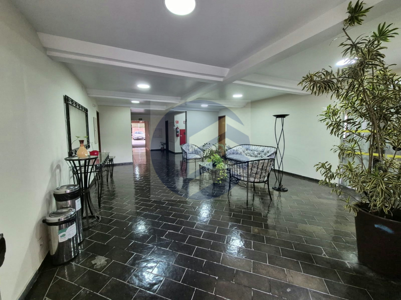 Apartamento à venda com 3 quartos, 1 banheiro e 1 vaga próximo à USP