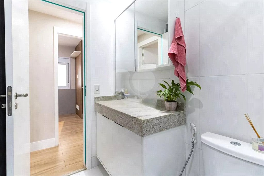 Apartamento Garden à venda ? 500 m do Metrô Conceição | Reformado e com quintal privativo