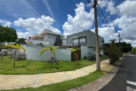 Casa a venda no Damha II
