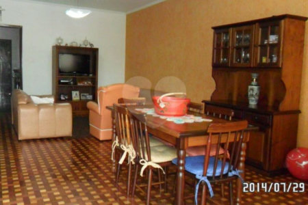 Casa Térrea à venda com 3 quartos, sendo 1 suíte,  em Jardim Franca, São Paulo, SP