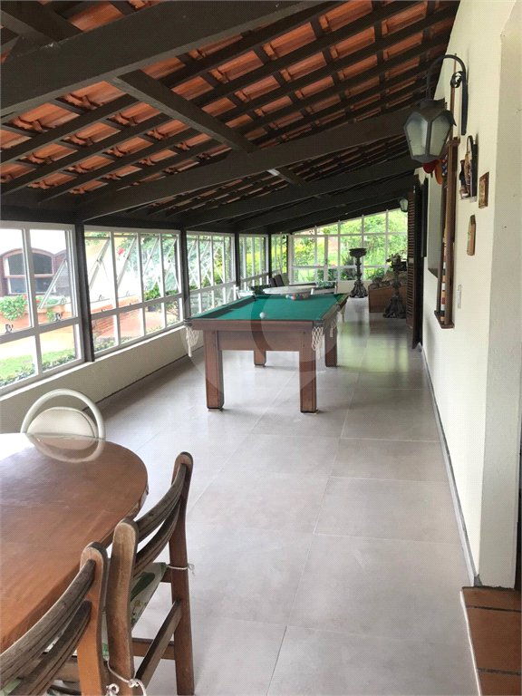 Chácara à venda com 3 quartos, sendo 1 suíte,  em Recanto Flora (mailasqui), São Roque, SP