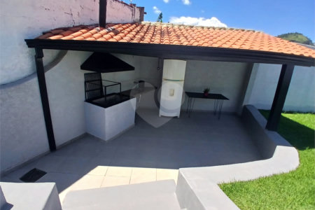 Casa à venda com 3 quartos, sendo 1 suíte,  em Recreio Maristela, Atibaia, SP