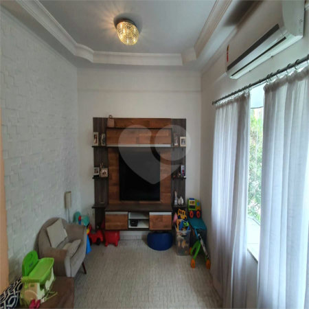 Casa à venda com 3 suítes no condomínio Portal dos Ipês, Indaiatuba - SP