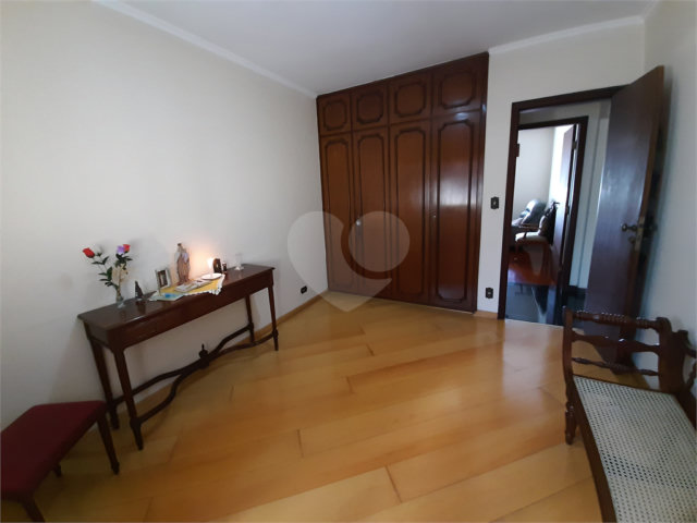 Casa Térrea à venda com 4 quartos, sendo 1 suíte,  em Jardim França, São Paulo, SP