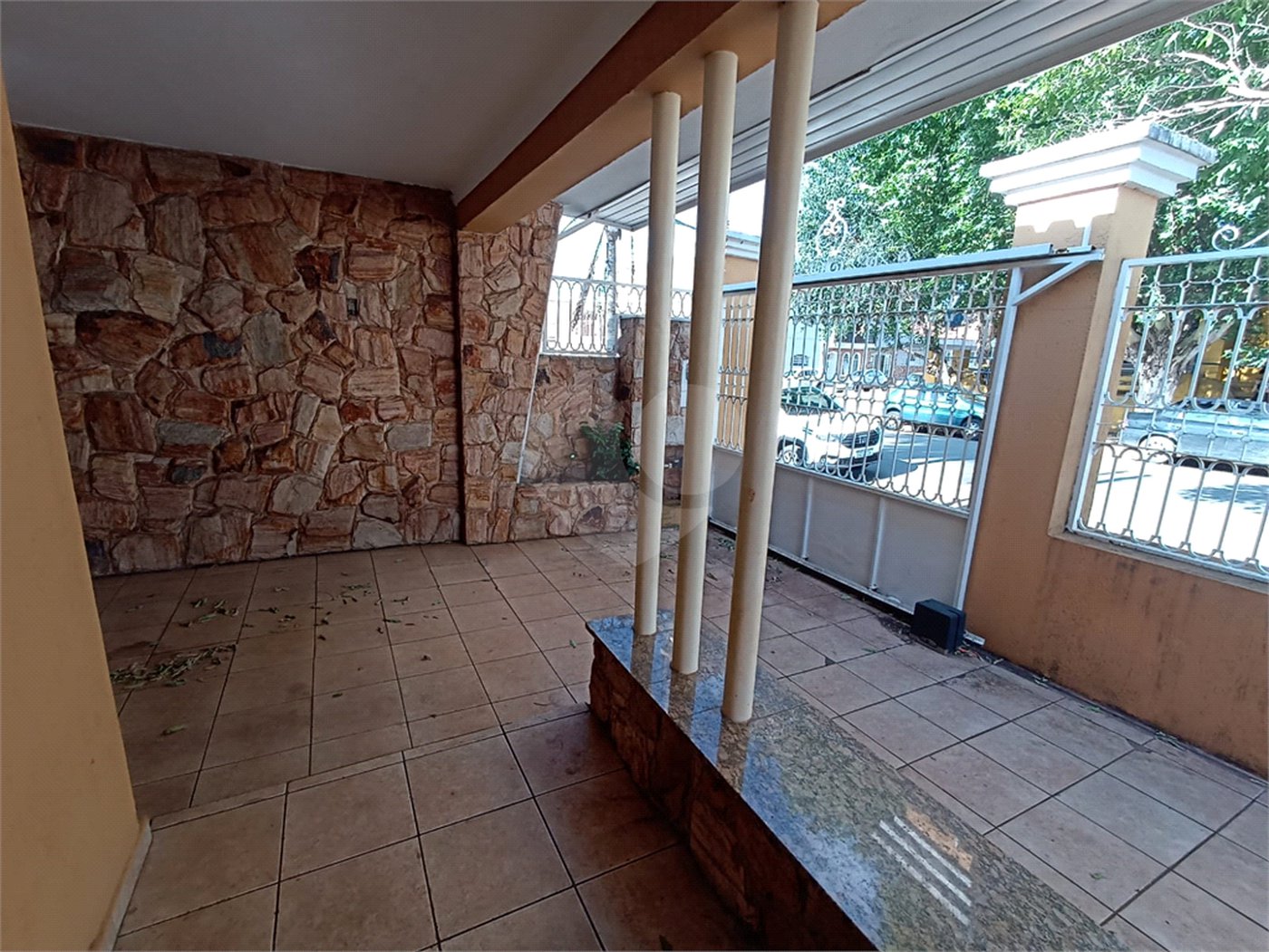 Casa à venda com 3 quartos, sendo 2 suítes,  no Centro, Itapetininga, SP