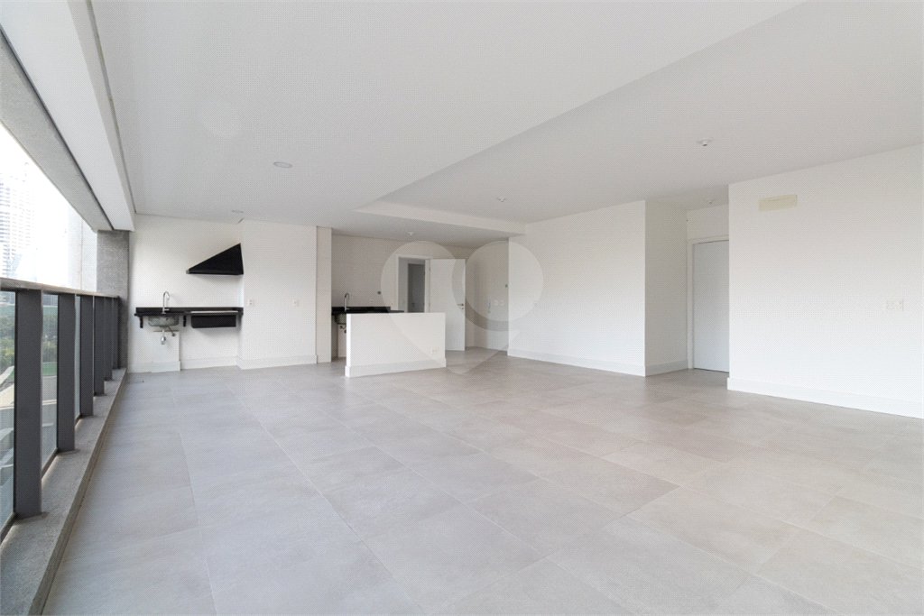 Apartamento à venda com 2 suítes em Jardim Morumbi, São Paulo, SP