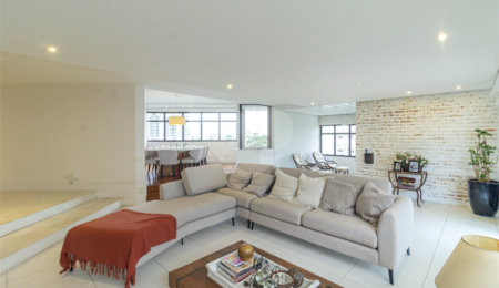 Apartamento à venda com 4 quartos, sendo 3 suítes,  em Campo Belo, São Paulo, SP