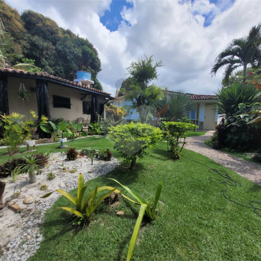 Casa à venda com 4 quartos, sendo 2 suítes, no Centro, Santa Cruz Cabrália, BA