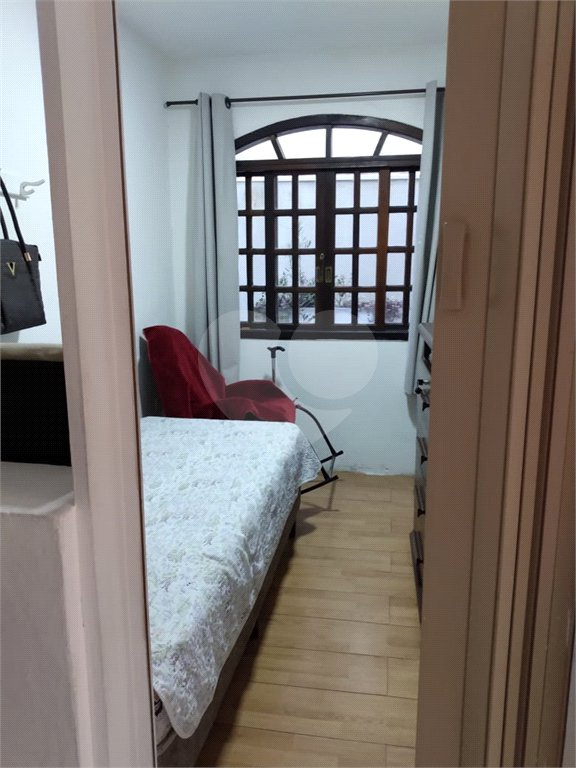 Sobrado à venda com 3 quartos, sendo 1 suíte,  em Jardim Camila, Mogi das Cruzes, SP