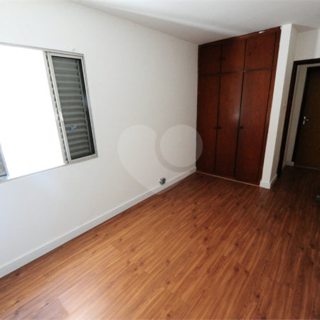 Casa Térrea para alugar com 4 quartos, sendo 1 suíte, em Vila Mariana, São Paulo, SP